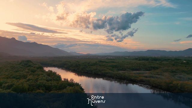 Sobrevoo peruibe — vídeo aéreo de Peruíbe