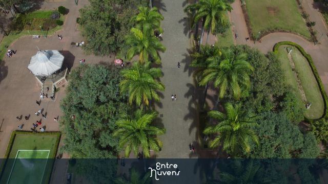 Sobrevoou Praça da liberdade e Palácio da Liberdade