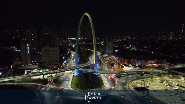 Timelapse da Ponte Estaiada de São José dos Campos