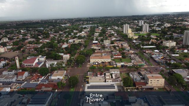 Tour pelo centro de Dourados MS, cidade belíssima e arquitetura magnifica.