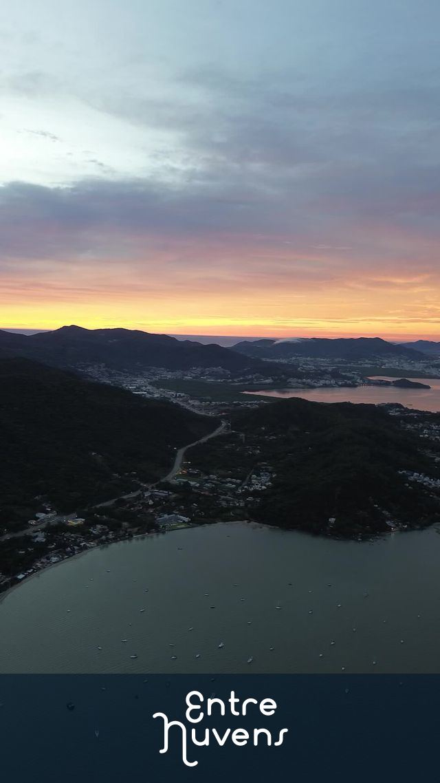 ultimo domingo de 2025 — vídeo aéreo de Florianópolis