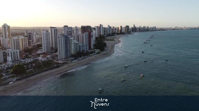 Um final de tarde belíssimo na Praia de Candeias
