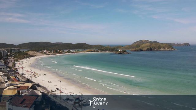Um Hiperlapse da praia do forte em cabo frio