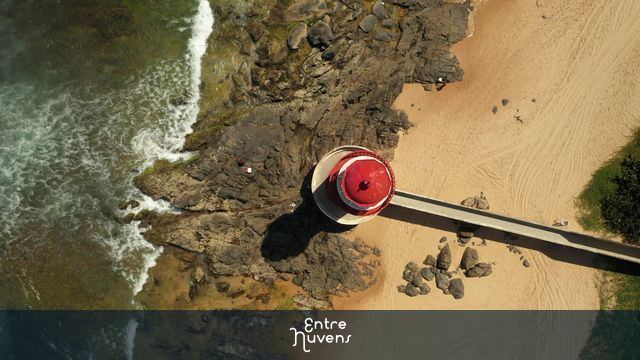 Um mergulho no farol de itapuã 