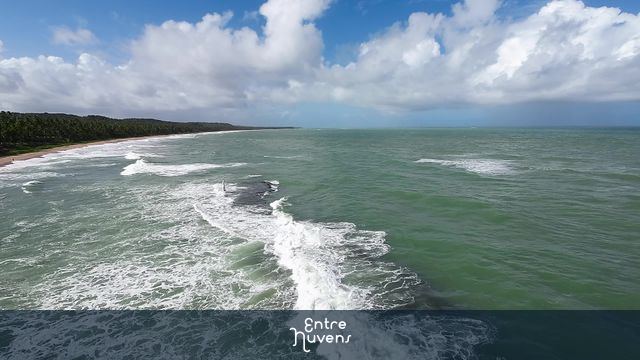 Vídeo em FPV da Praia da Sereia - Maceió - Alagoas - Horizonte Estabilizado 2