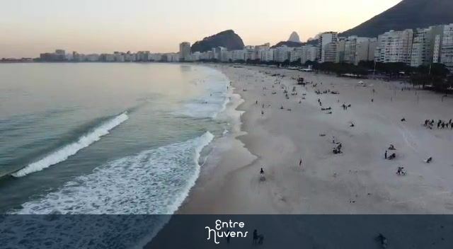 video na praia  copacabana 