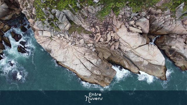 Vídeo praia do Rosa — vídeo aéreo de Imbituba