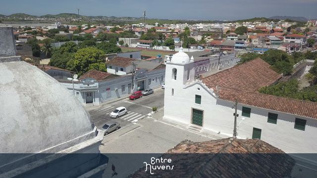 Vista Aérea de São Cristóvão: Igreja e Centro Histórico em Sergipe