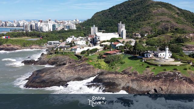 Vista Aérea do Farol de Santa Luzia em Vila Velha - ES