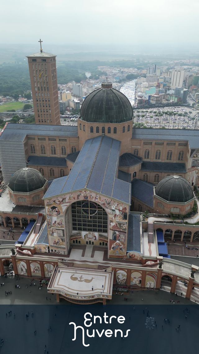 Vista aérea do Santuário de Aparecida