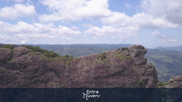 Voo aberto na pedra do bauzinho, São Bento do Sapucaí