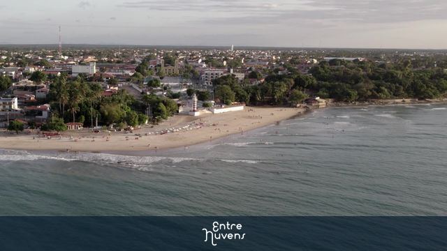 Voo pelo litoral do Paracuru